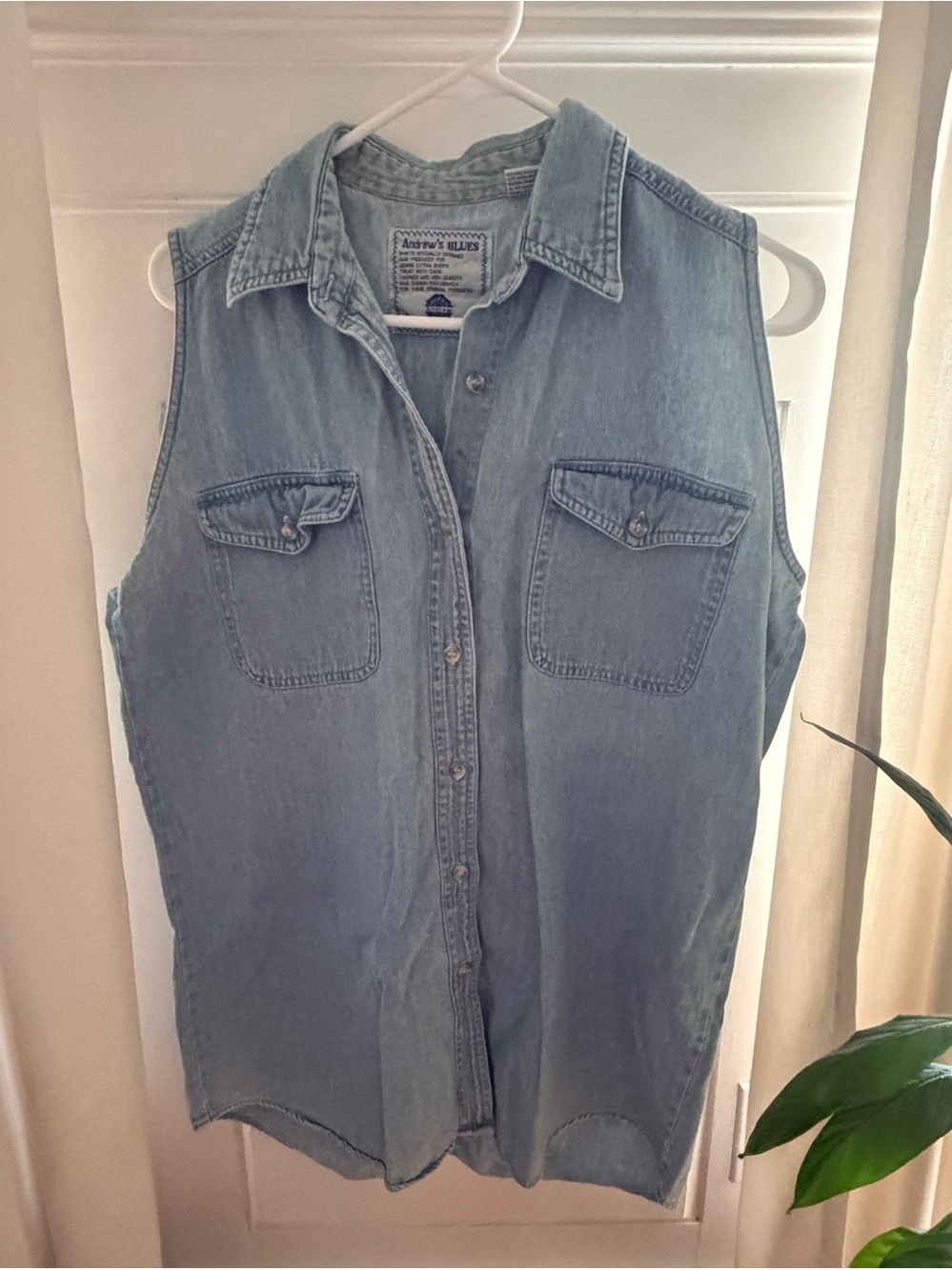 Andrew’s Blues Jean Button Down Shirt Size M